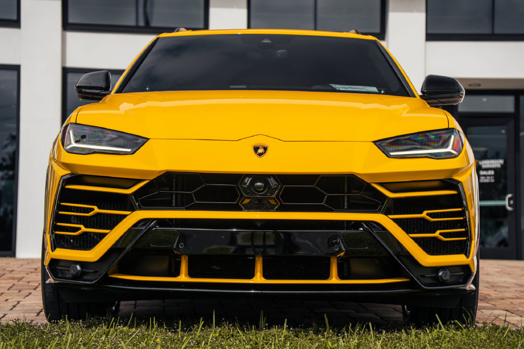 Used 2019 Lamborghini Urus AWD/4WD image 8
