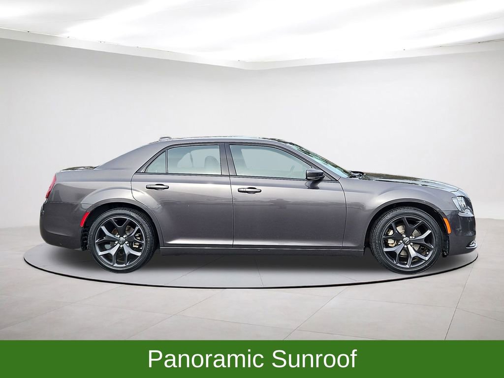 Used 2023 Chrysler 300 S image 8