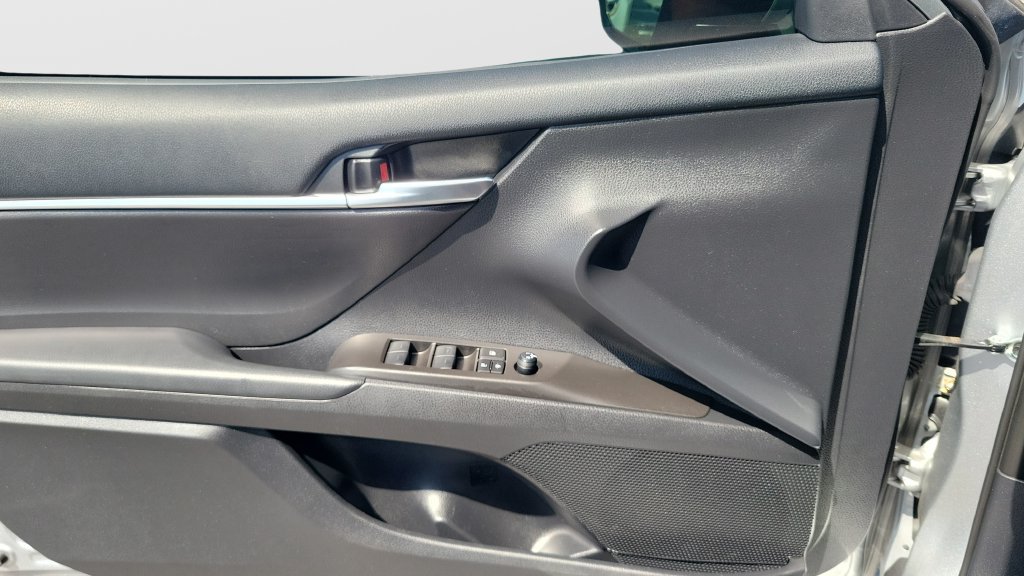 Used 2024 Toyota Camry LE FWD image 19