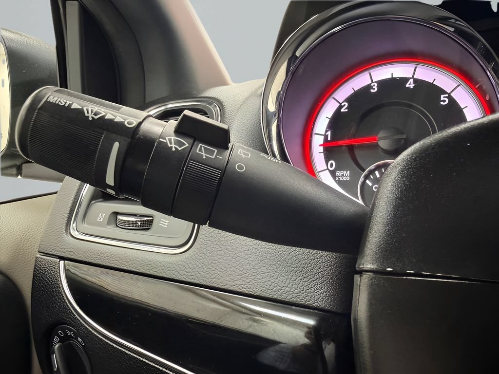 Used 2019 Dodge Grand Caravan SXT FWD image 20
