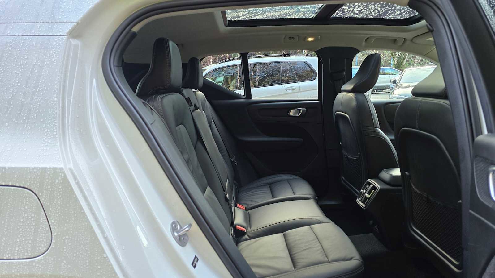 Used 2023 Volvo XC40 B5 Plus w/ Driver Assist Package image 11