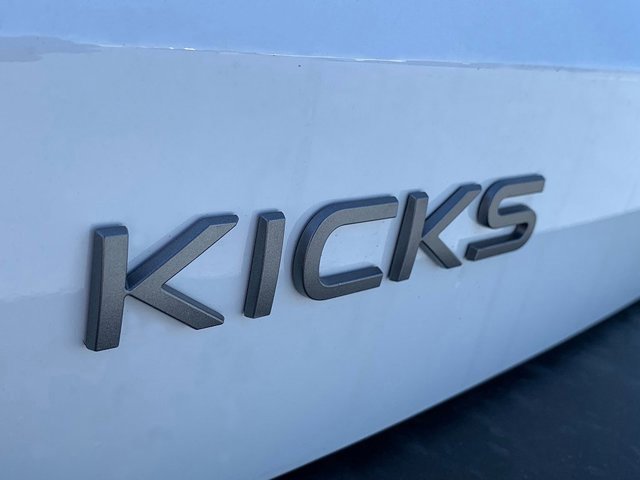 New 2026 Nissan Kicks SV image 6