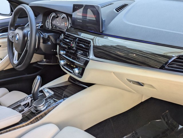 Used 2019 Volvo S60 T5 R-Design image 20