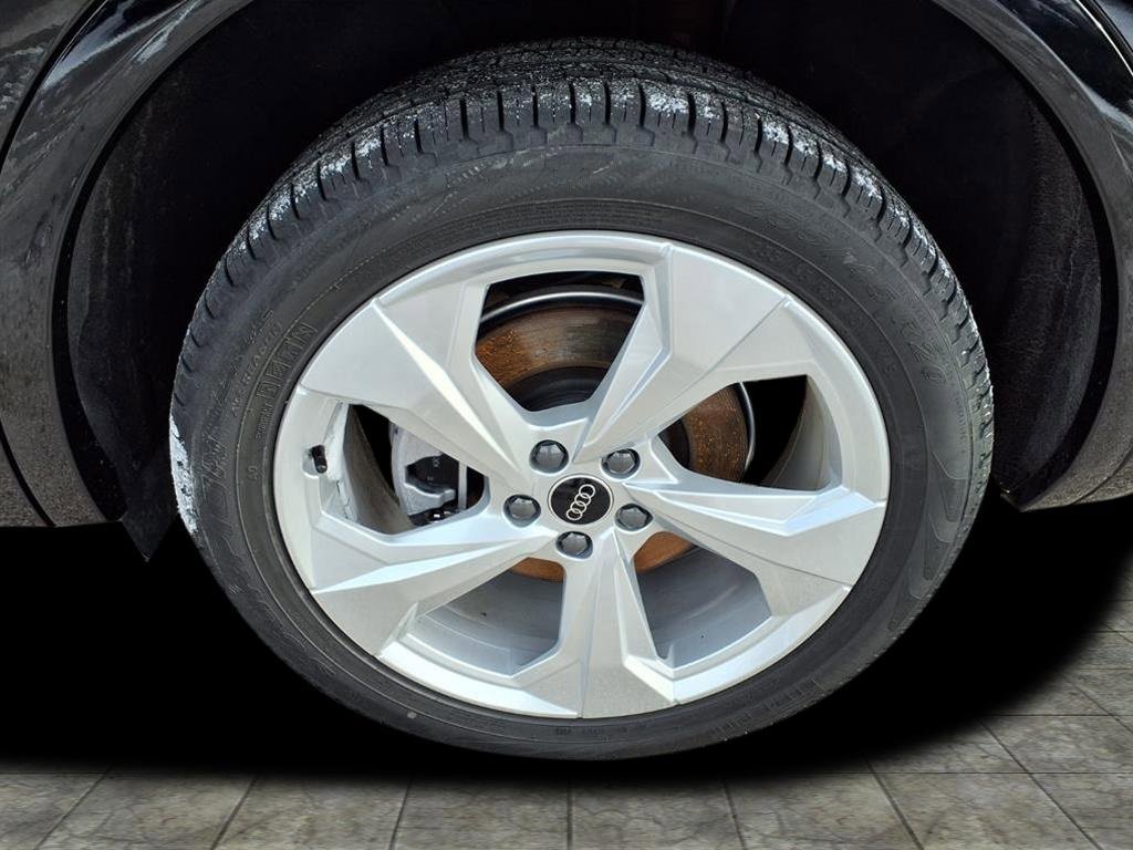 Used 2025 Audi Q5 2.0T Premium Plus w/ Premium Plus Package image 6