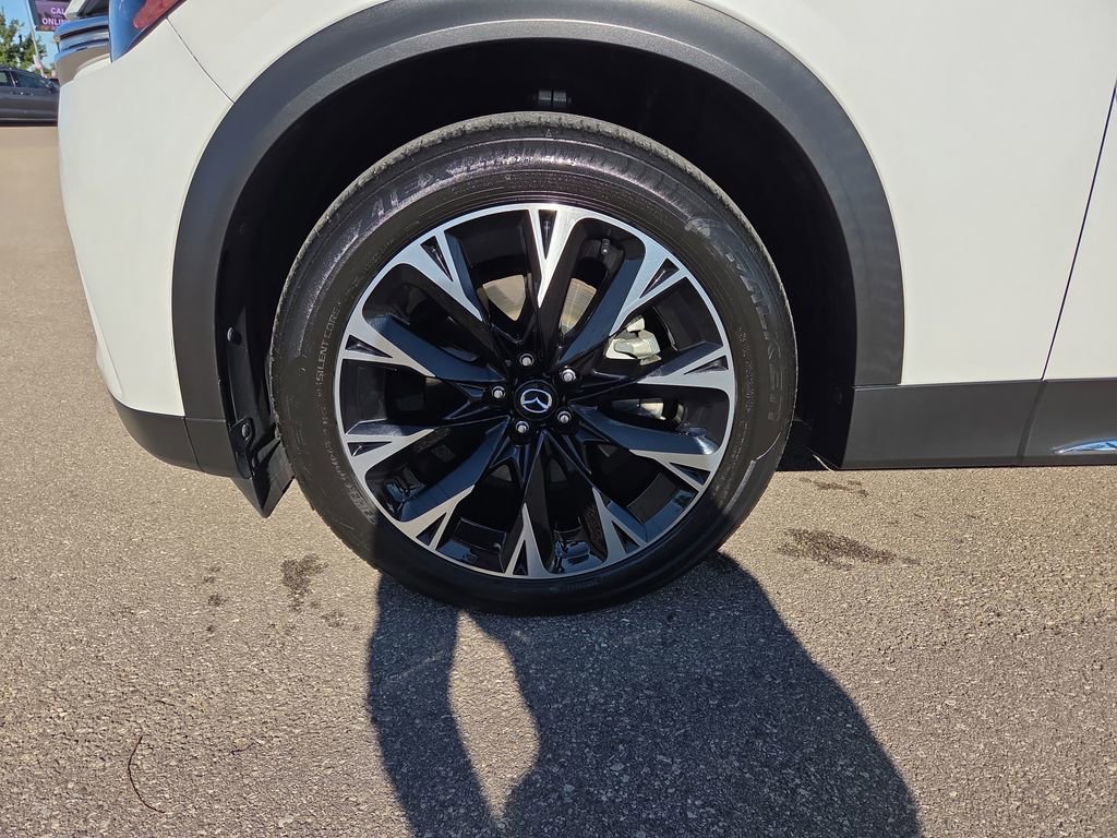 Used 2024 MAZDA CX-90 Plug-In Hybrid w/ Premium Pkg image 30