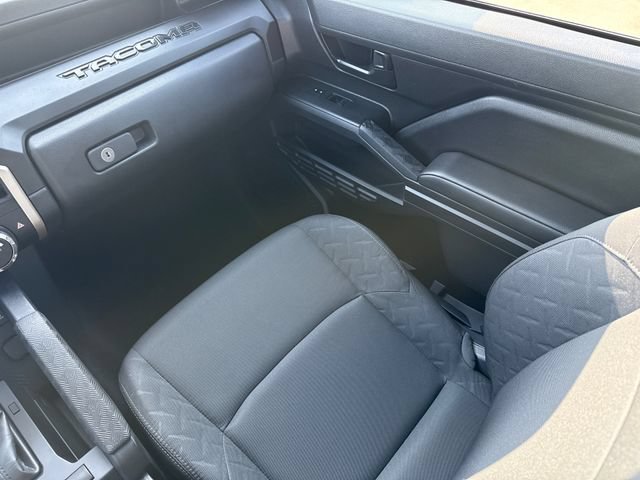 Used 2025 Toyota Tacoma SR RWD image 15
