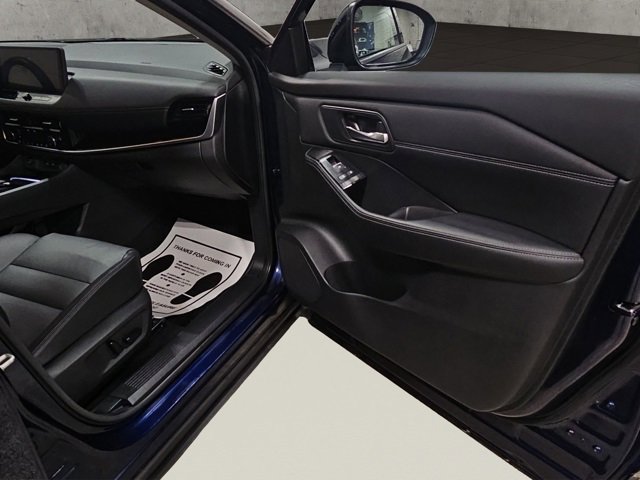 Used 2024 Nissan Rogue SL w/ SL Premium Package image 18