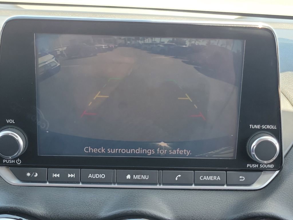 Used 2020 Nissan Sentra SV image 28