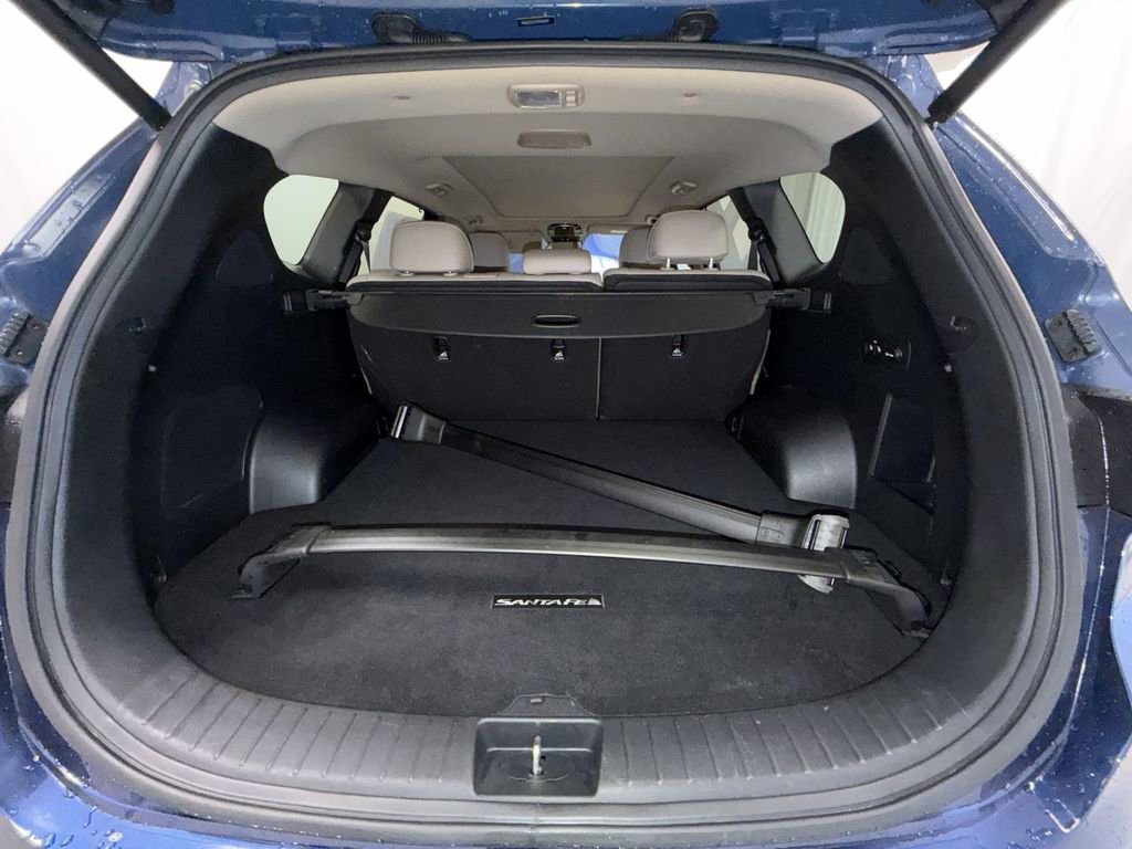 Used 2023 Hyundai Santa Fe SEL w/ Premium Package image 13
