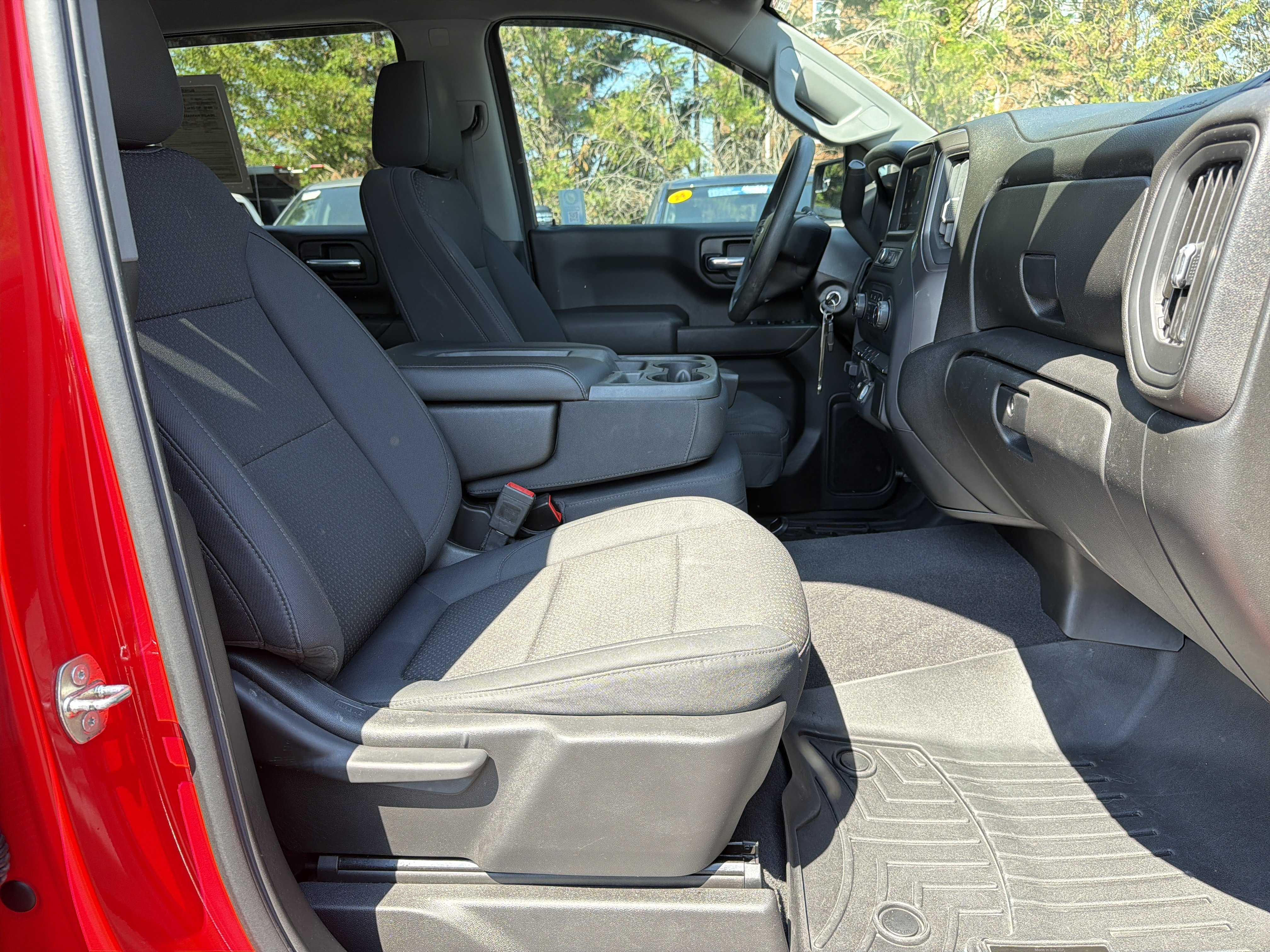 Used 2020 Chevrolet Silverado 1500 Custom Trail Boss w/ Custom Convenience Package AWD/4WD image 35
