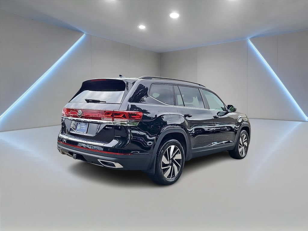 Certified 2024 Volkswagen Atlas SE w/ Panoramic Sunroof Package AWD/4WD image 5