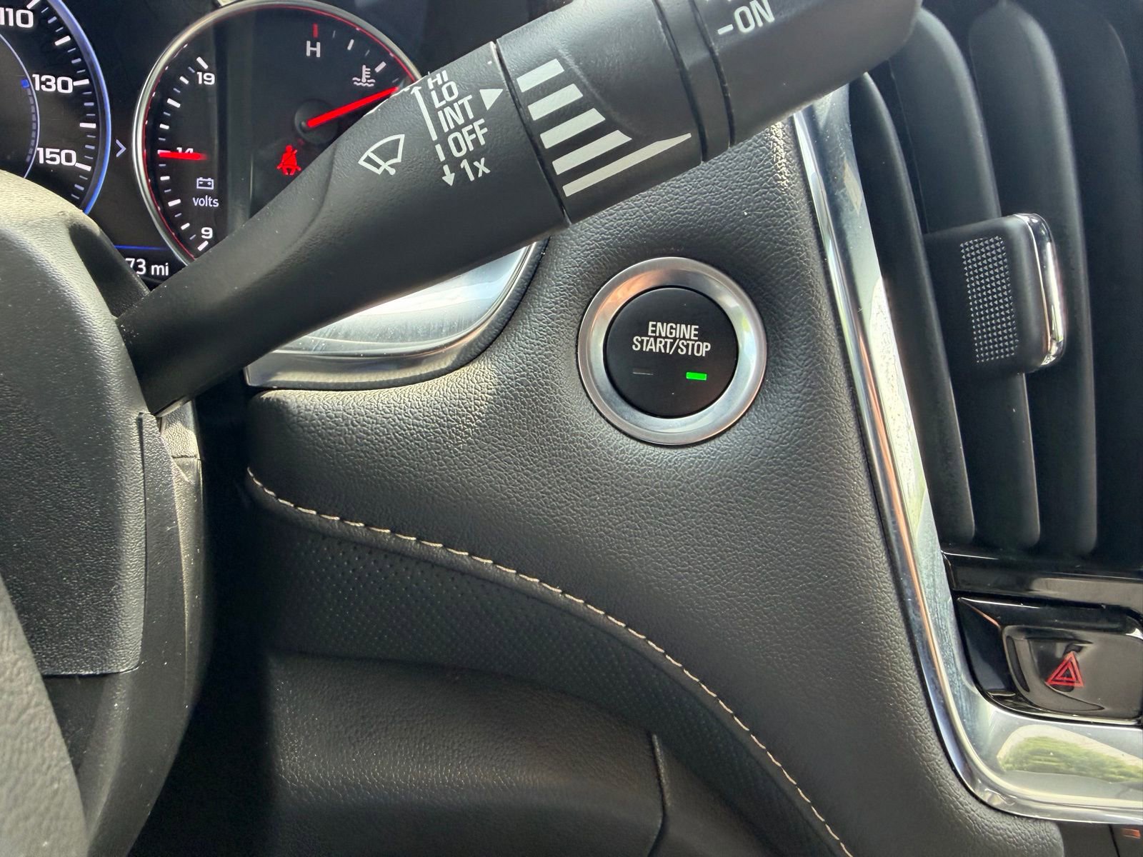 Used 2023 Chevrolet Traverse Premier w/ LPO, Floor Liner Package AWD/4WD image 16