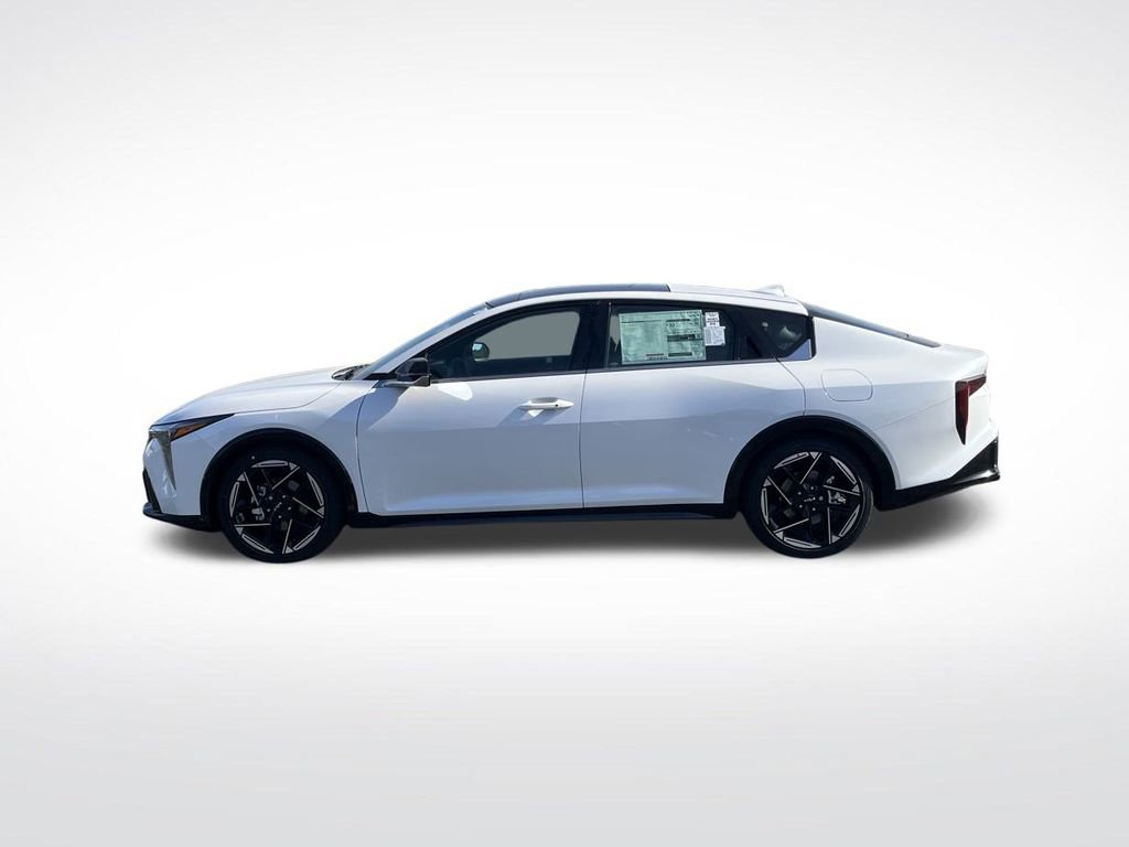 New 2025 Kia K4 GT-Line image 2