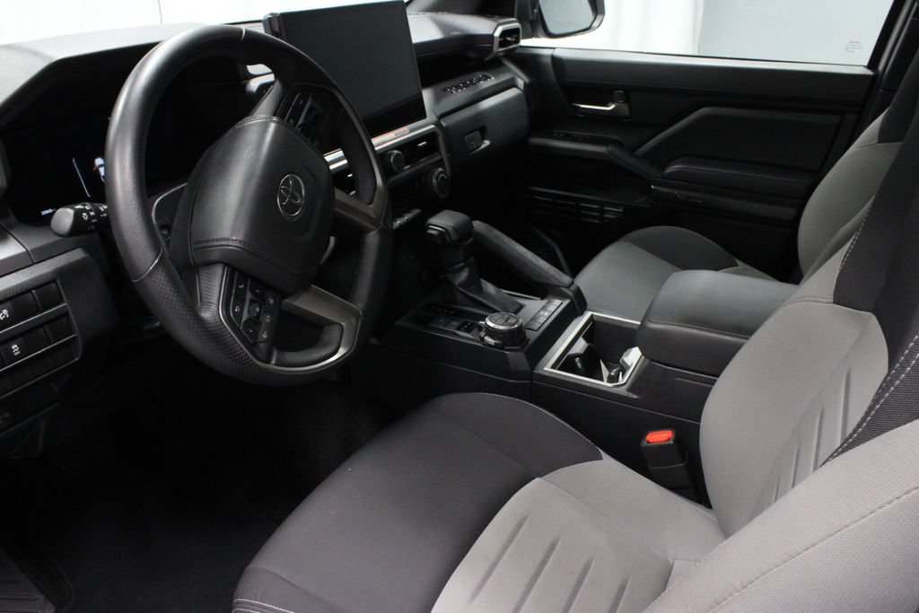 Used 2025 Toyota Tacoma TRD Off-Road AWD/4WD image 22
