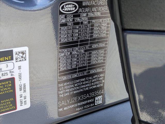 Certified 2025 Land Rover Range Rover Velar S image 26