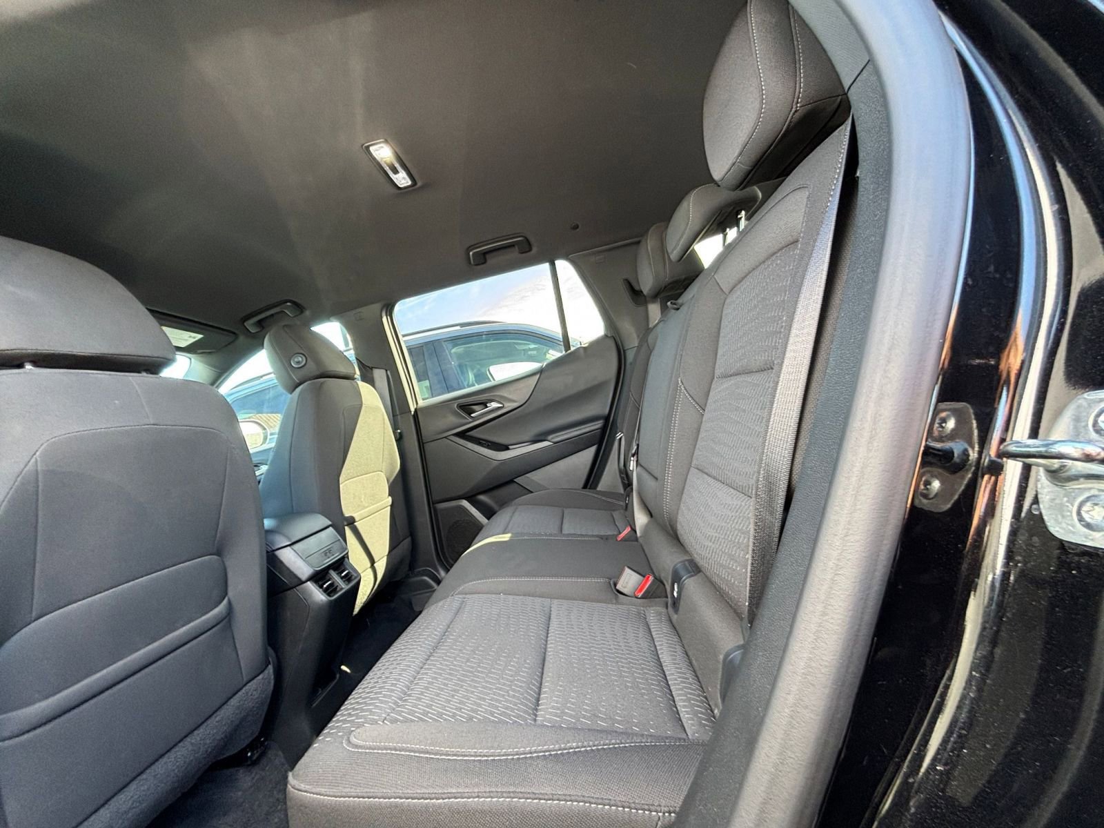 Used 2025 Chevrolet Equinox LT AWD/4WD image 27
