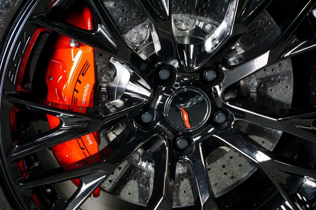 Used 2017 Chevrolet Corvette Z06 w/ Z07 Performance Package image 52