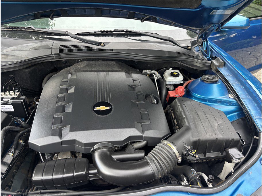 Used 2010 Chevrolet Camaro LS w/ White Stripe Package image 11