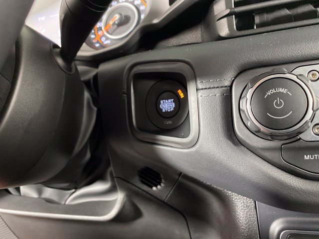 Used 2026 Jeep Wrangler Unlimited Sahara AWD/4WD image 27