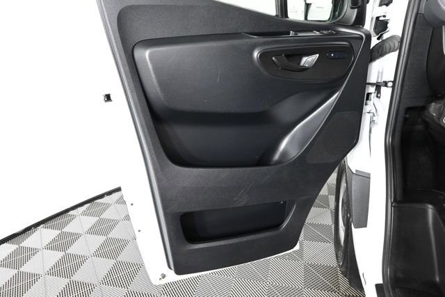Used 2025 Mercedes-Benz Sprinter 2500 image 18