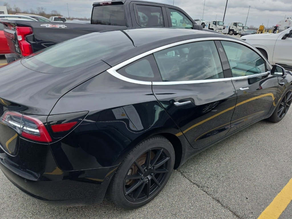 Used 2018 Tesla Model 3 Long Range image 5