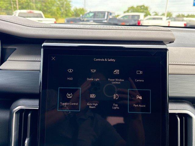 New 2026 GMC Acadia Elevation image 27