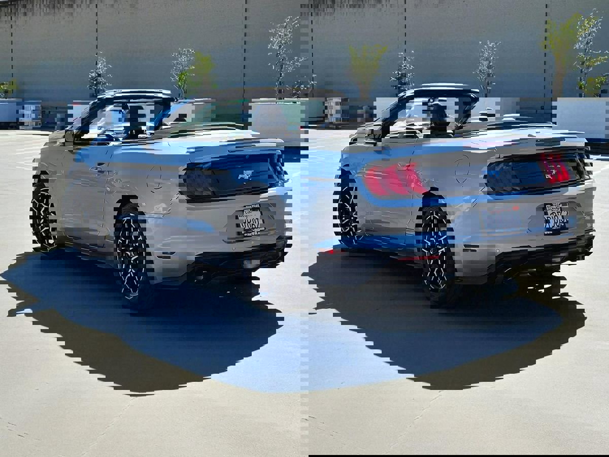 Used 2020 Ford Mustang Premium image 7