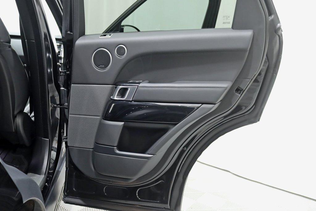 Used 2022 Land Rover Range Rover Sport HST image 36