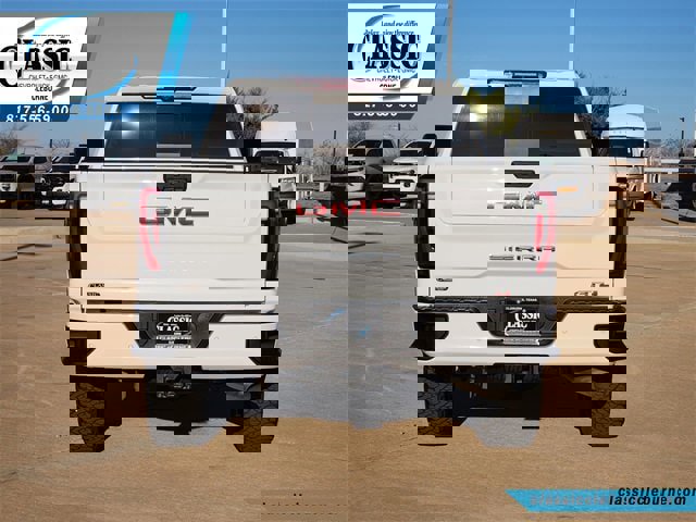 Used 2025 GMC Sierra 2500 AT4 w/ AT4 Premium Plus Package image 8