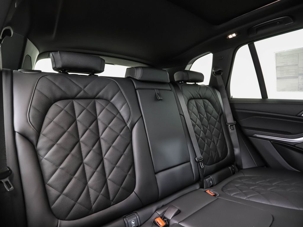 New 2026 BMW X5 xDrive50e AWD/4WD image 28