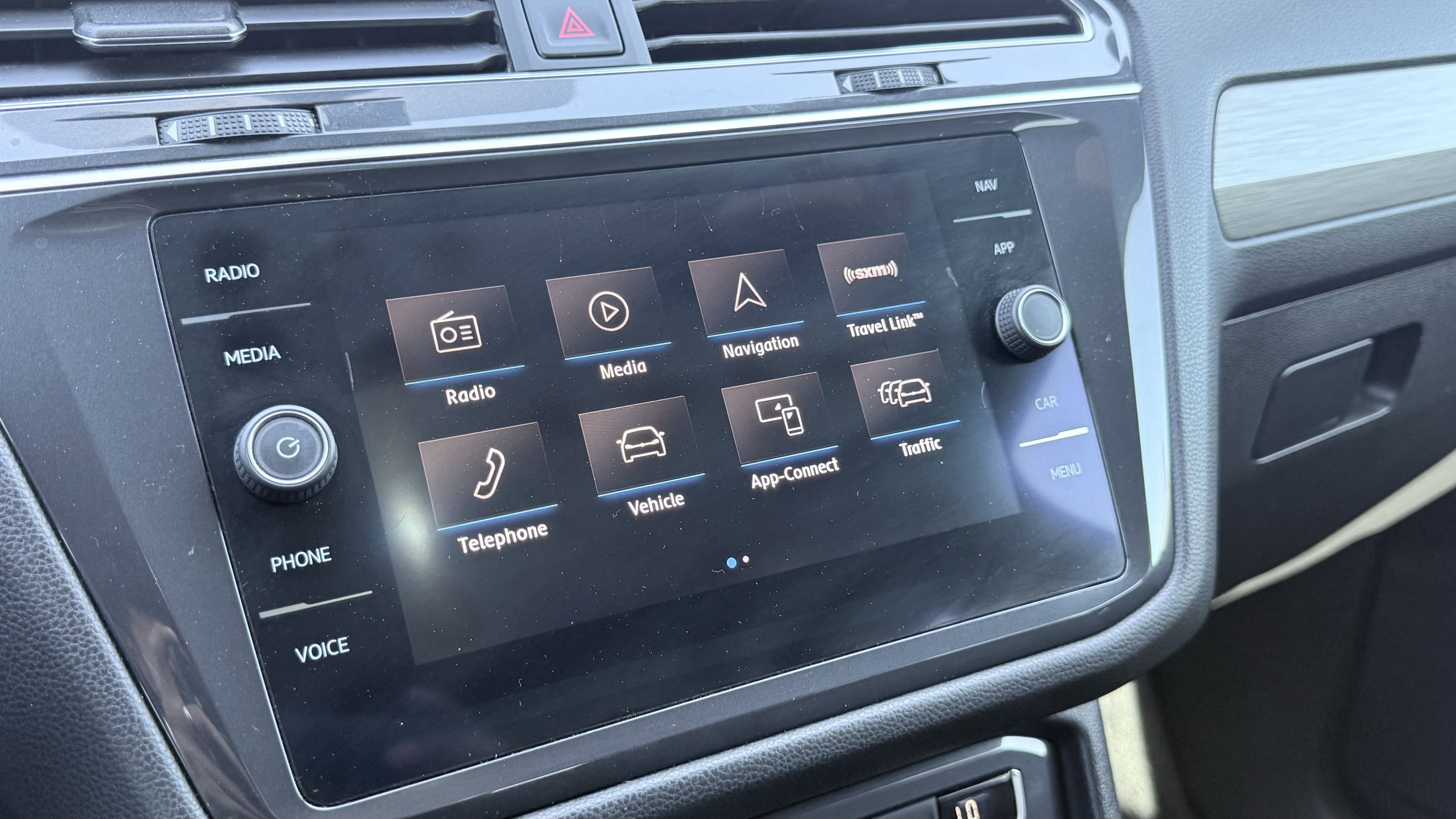 Used 2019 Volkswagen Tiguan SEL R-Line FWD image 72