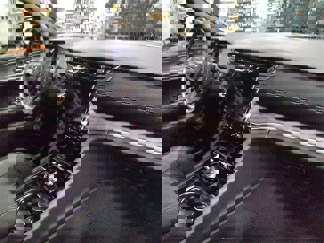 New 2025 Jeep Grand Cherokee Limited w/ Trailer Tow Package image 22