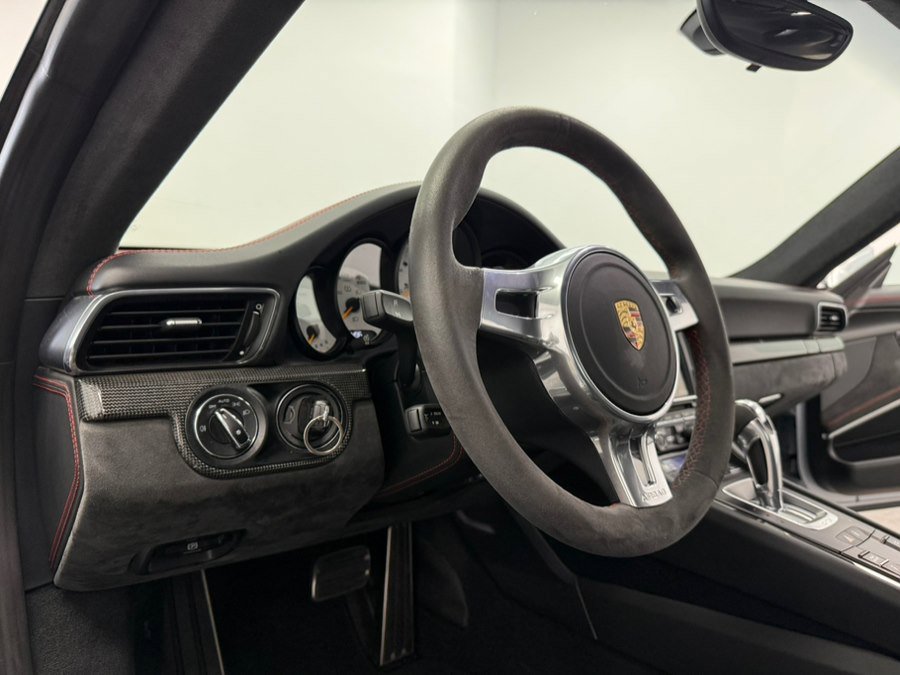Used 2014 Porsche 911 GT3 RWD image 51