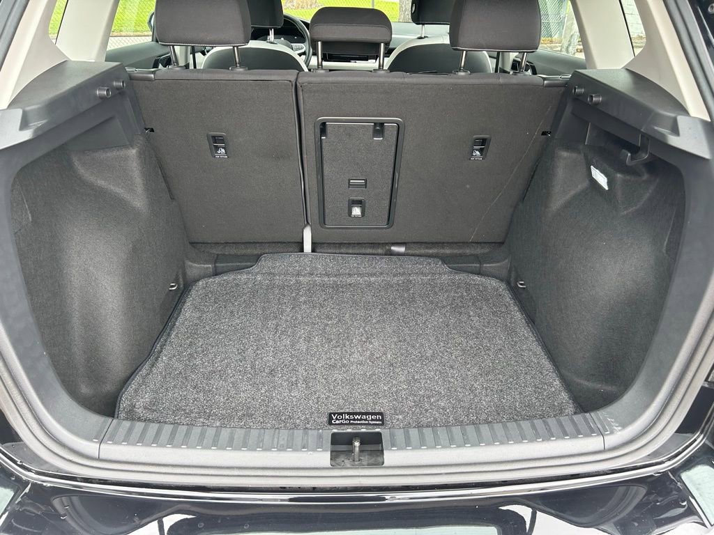 Certified 2025 Volkswagen Taos S image 56