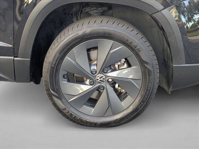 Used 2025 Volkswagen Taos S FWD image 22