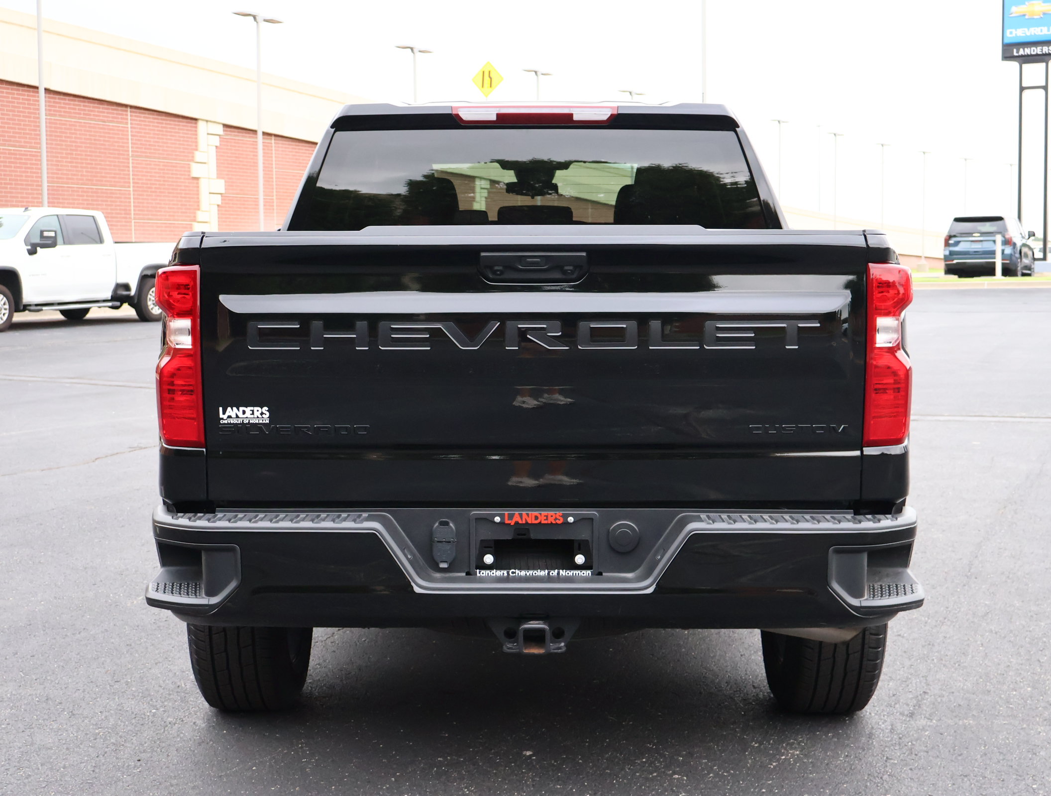 New 2026 Chevrolet Silverado 1500 Custom w/ LPO, Dark Essentials Package AWD/4WD image 27