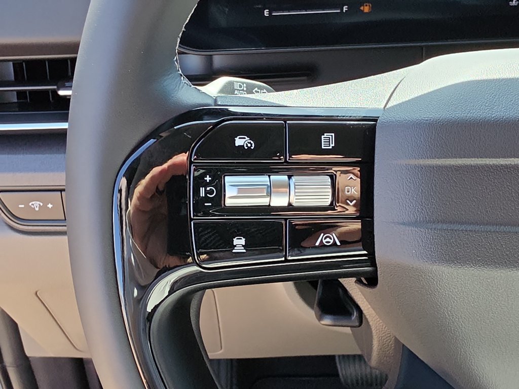 New 2027 Kia Carnival EX FWD image 31