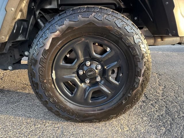 Used 2024 Jeep Gladiator Sport AWD/4WD image 20