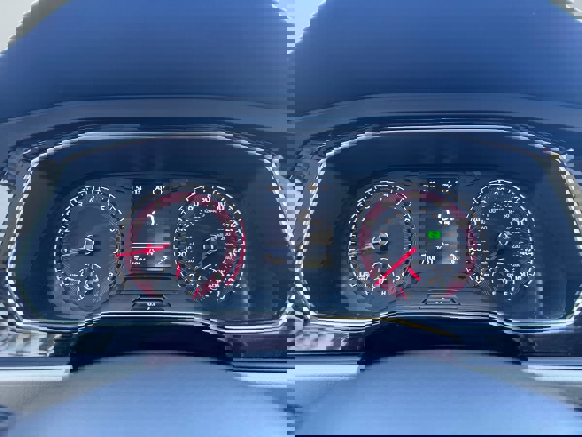 Used 2019 Volkswagen Jetta SE image 12