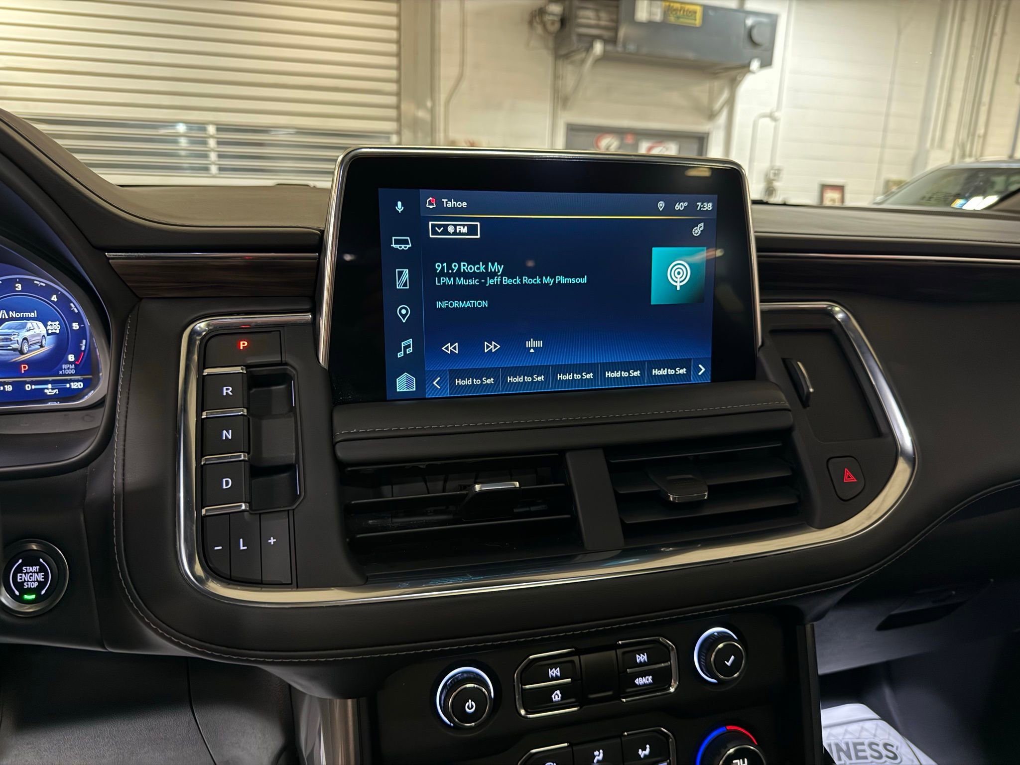 Used 2023 Chevrolet Tahoe Z71 image 49