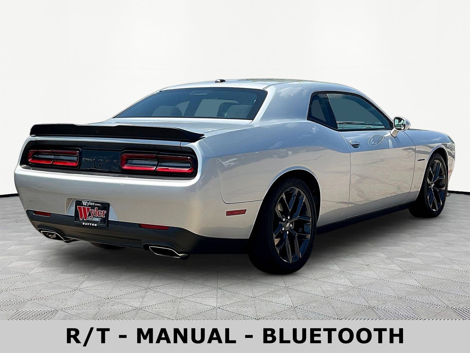 Used 2022 Dodge Challenger R/T w/ Blacktop Package RWD image 6