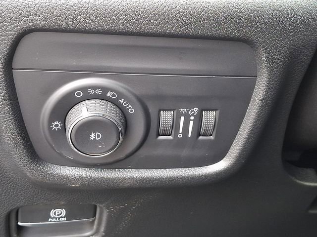 New 2025 Jeep Grand Cherokee L Limited w/ Black Appearance Package image 23