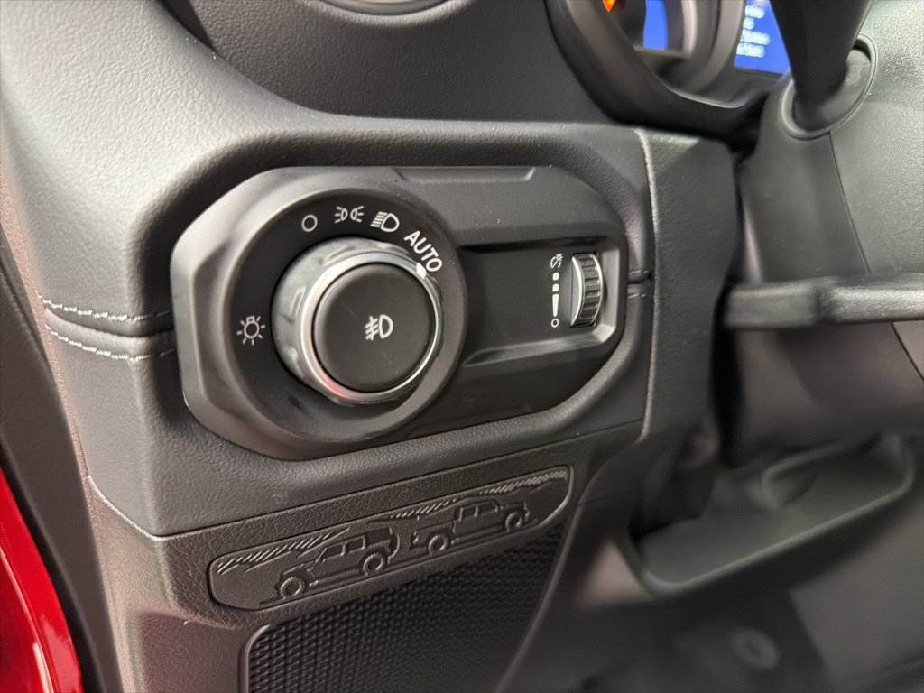 New 2026 Jeep Wrangler Unlimited Sahara AWD/4WD image 18