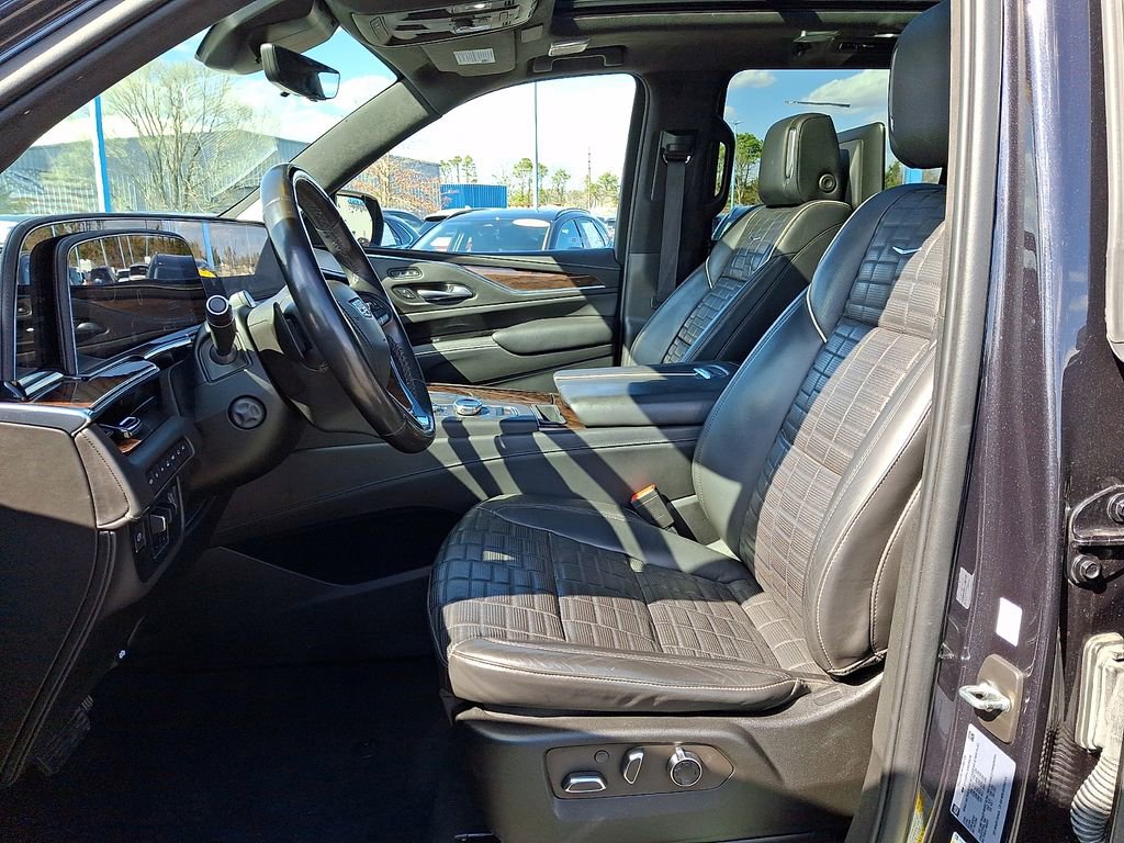 Used 2022 Cadillac Escalade ESV Sport Platinum AWD/4WD image 15