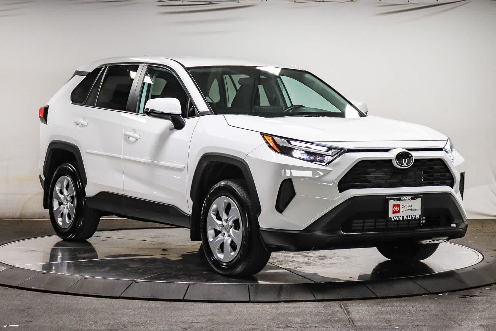 Certified 2025 Toyota RAV4 LE FWD image 6