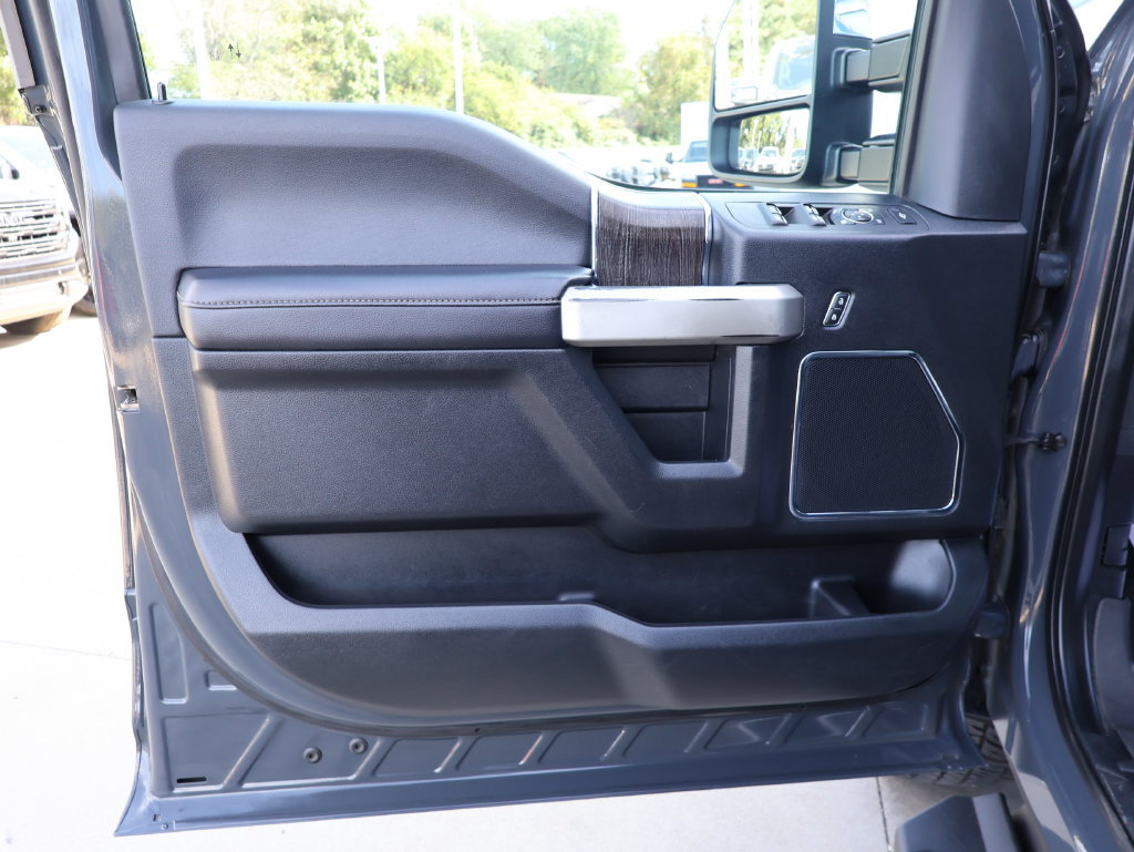Used 2021 Ford F250 Lariat w/ Chrome Package AWD/4WD image 11