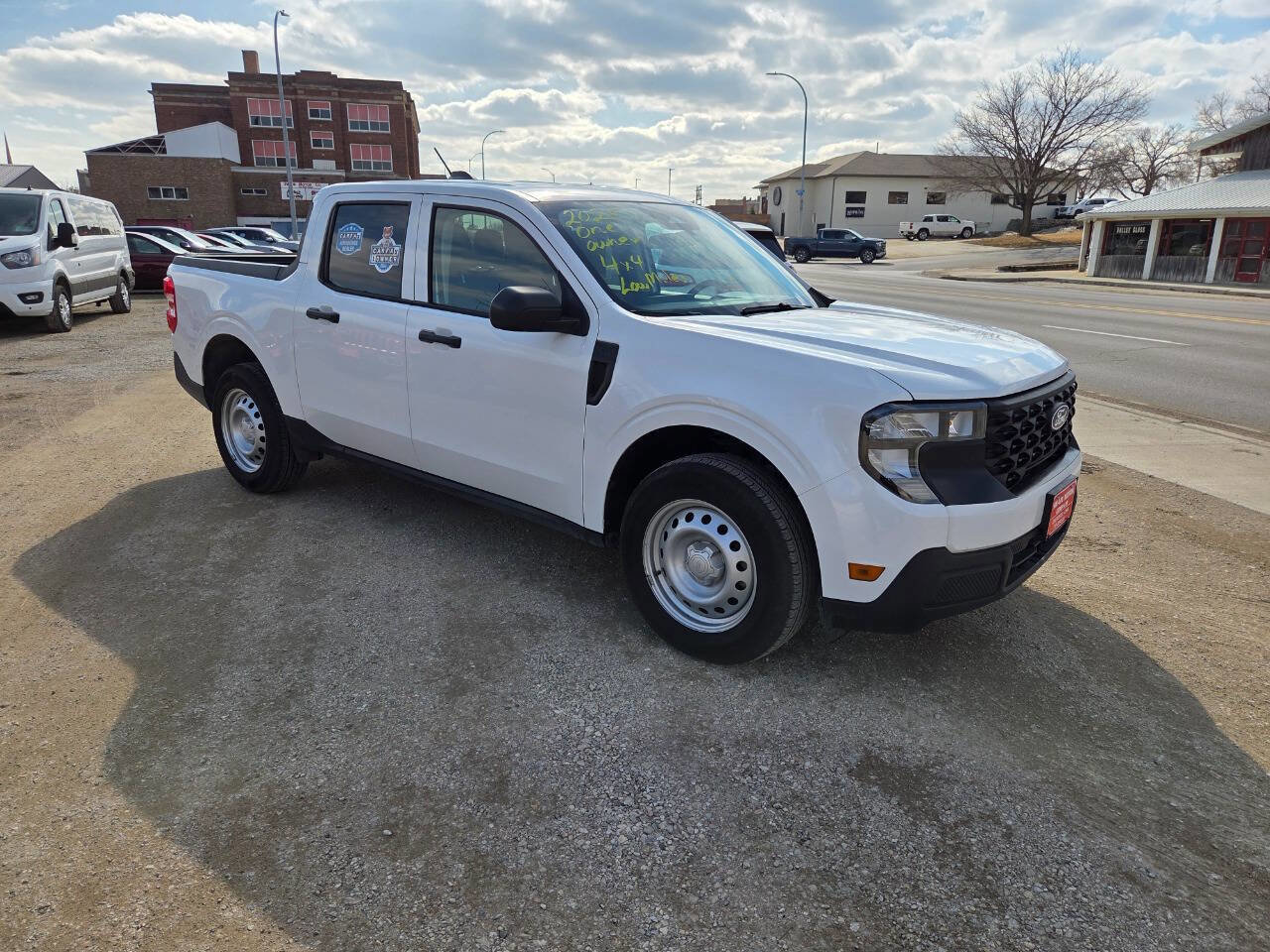 Used 2025 Ford Maverick XL w/ Equipment Group 102A image 3
