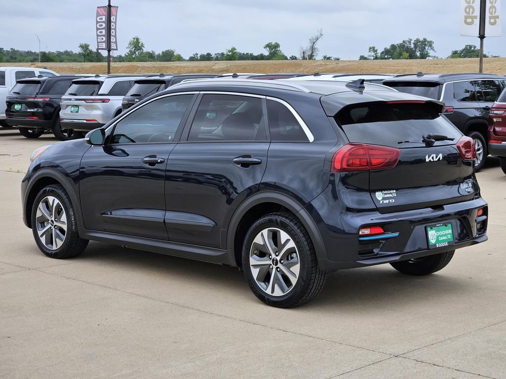 Used 2022 Kia Niro EX Premium FWD image 4