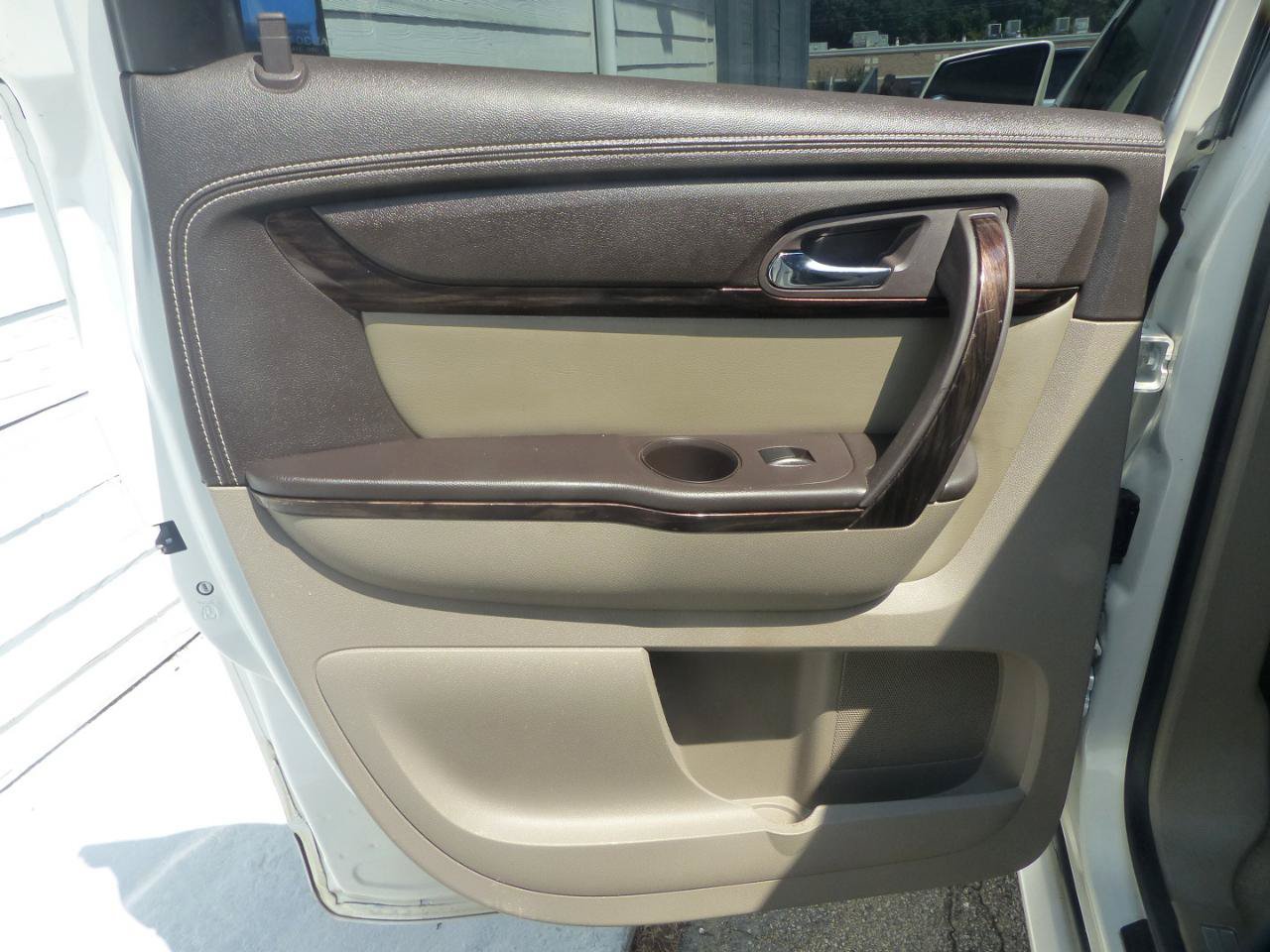 Used 2013 GMC Acadia Denali AWD/4WD image 11