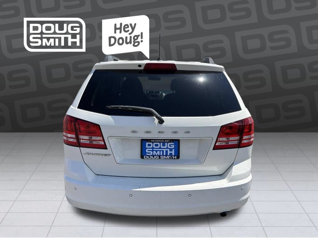 Used 2020 Dodge Journey SE w/ Blacktop Package FWD image 4